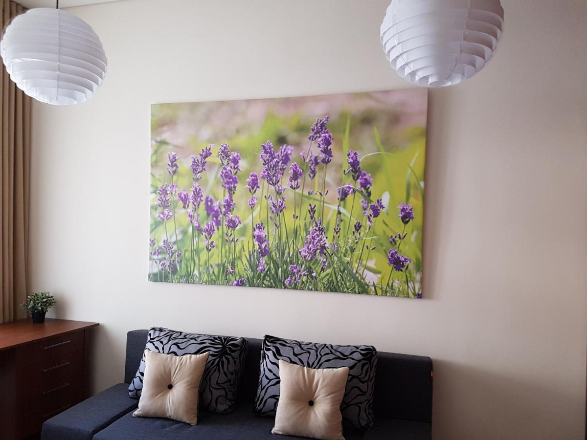 Great Flat With Terrace In Oldtown-Prime Rentals Kaunas Kültér fotó