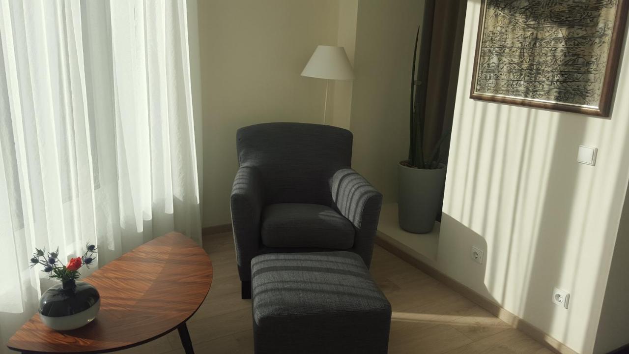Great Flat With Terrace In Oldtown-Prime Rentals Kaunas Kültér fotó